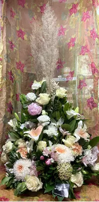 Flower Arrangement For Yachts Height 1,00m