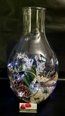 Christmas arrangement in Drop vase with decoration. Preserved, dried & artificial elements. Height appr 45-50cm. (led lights inluded)