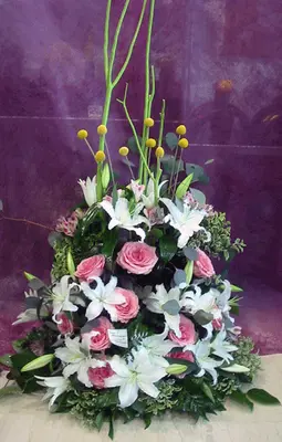 Flower arrangement