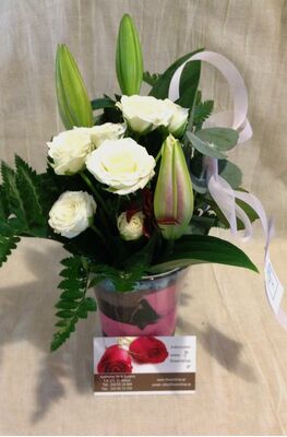 Season flowers bouquet (10) stems - Random Varieties - Random Colors!