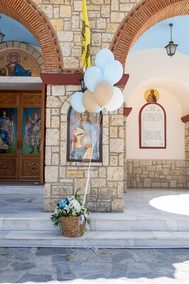 Βάπτιση Αγοράκι. Διακόσμηση εκκλησίας. Συνθέσεις σε καλάθια.