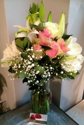 glass vase extra flowers