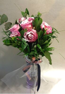 Τριαντάφυλλα Aqua "snowy" .Special in vase.