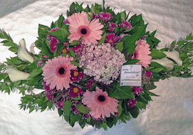 Pink flowers arrangement