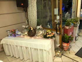 Wedding Tables Reception flower decoration. Summer.