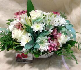 Basket with spring flowers and flavor!!!White + green nature!!!