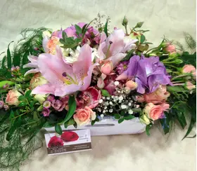 Spring  pot with Joyful  flowers
