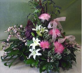 White and pink flower arrangement