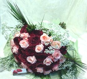 Roses (20)+(20) pink & red stems Bouquet + Vase