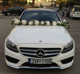 Wedding auto front side !!! Garland.