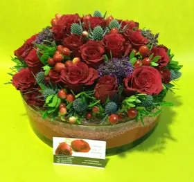 Red roses cake "artistic". Special