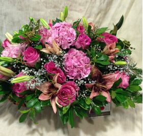 Exclusive Flowers  & Decoration In Big  Basket.