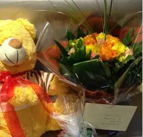 Exclusive bouquet with Teddy Bear 50cm & Chocolates