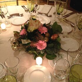 Wedding Table Reception flower decoration. Christmas.
