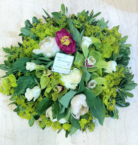 1st May wreath with season colored flowers!!!(on oasis moss base diam.appr. 0,30m)