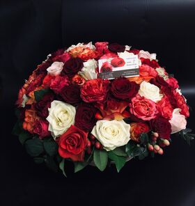 Τριαντάφυλλα Ροζ (ή) & Κόκκινα (100τεμ.) καλάθι !!!