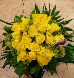 (21) yellow roses A' quality Dutch in basket with greens