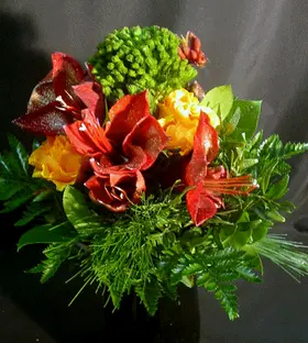 Χριστουγεννιάτικο μπουκέτο με safari african greens !!!