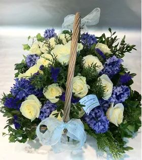 Spring blue & white flowers basket !!!