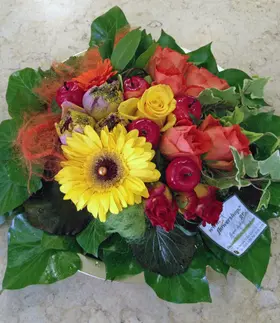 Summer tray with season flowers