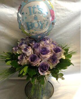 Roses "Safi"  Exclusive Purple Color. Exclusive in Zink Pot (40) stems