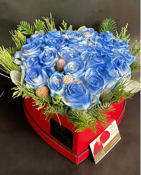 Καρδιά Βαλεντίνου με Λουλούδια . (21) Μπλε Τριαντάφυλλα.