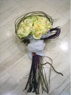 bridal ball roses.jpg