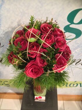 Design bouquet (21) red roses Extra Quality Dutch + Colored Gel + Vase!!!