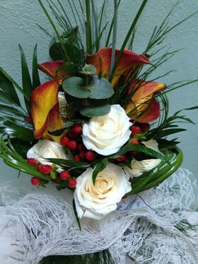 Wedding bouquet with Mango Callas & Exclusive Greens & Decoration (pastel colors)