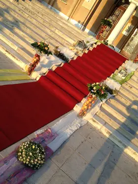 Wedding flower & candles decoration with tropic and autumn flavor colors