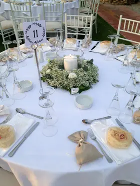 Wedding flower & candles decoration with "wreaths"