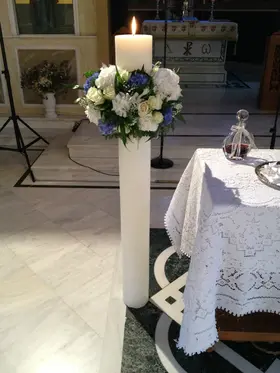 Γάμος. Στολισμός Εκκλησίας Με "Ορτανσίες"