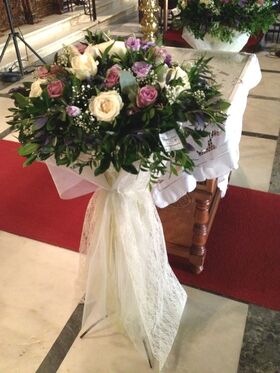 Γάμος. Στολισμός Εκκλησίας Με "Μοβ Ορτανσίες" & Λουλούδια Εποχής. Καλοκαιρινό Θέμα.
