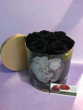 Roses Preserved in decorative  15 cm χ 15 cm  "Divine  Hatbox". (7) heads.