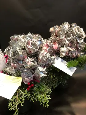 Rose Ball On Bonsai Dried Stem !!! (1) PIECE !!! (40) rose heads