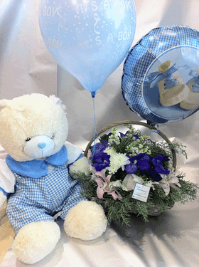 Καλάθι με άνθη, μεγάλο αρκούδο και μπαλόνι με ήλιο !!!