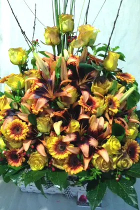 Basket arrangement with summer flavor!!! "Thousand flowers"!!!