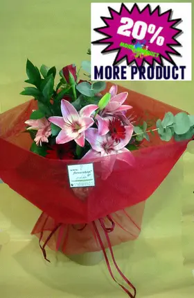 Bouquet with red and pink seasonal flowers