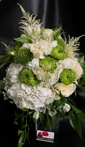 Flower supplies for yachts greece. Decoration Services.