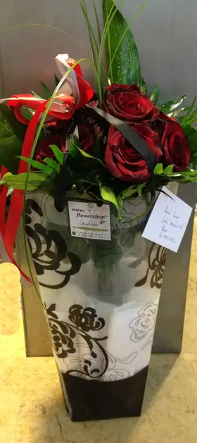 Red roses bouquet (10)stems  A' quality Dutch  gift wrapped with greens in water!!!