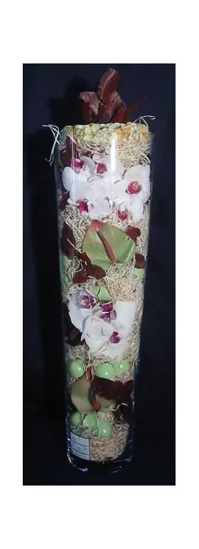 Easter arrangement glass vase with flowers & decorative accessories