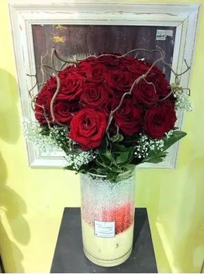 red roses bouquet