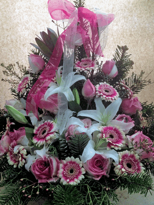 Ρομαντική ροζ σύνθεση λουλουδιών