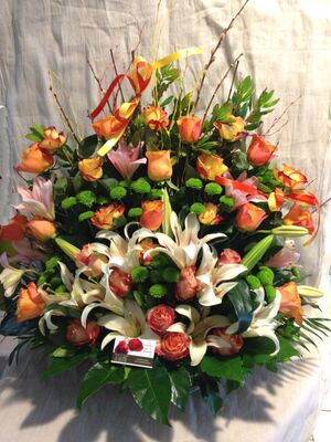 Summer portrait flower arrangement !!!