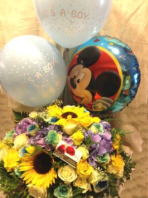 Arrangement "Super Pack" for new born baby boy . X-large Teddy 60cm + Balloons !!
