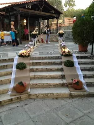 Στολισμός Εκκλησίας Εξωτερικός Διάδρομος. Ρομαντικός Γάμος.