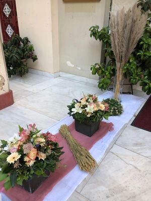 Wedding flower & candles decoration Exterior corridor. Autumn Flavor & Style.