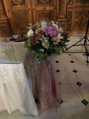 Wedding flower & candles decoration Exterior corridor. Autumn Flavor & Style.