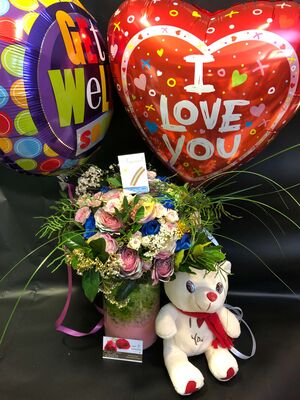 "Get Well Soon" with  Flowers + Vase + Balloons + Teddy + Decoration