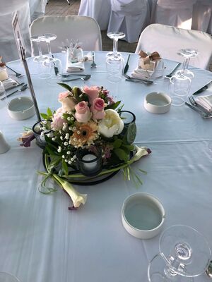 Πισίνα & Τραπέζια Δεξίωσης.Διακόσμηση Καλοκαιρινού Γάμου.